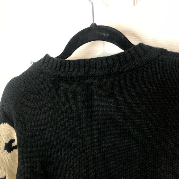 Angashion black and cream twin cheetahs king sleeve sweaters, size small - Picture 13 of 14